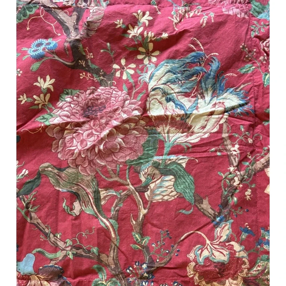 Pottery Barn Red Dahlia Floral Print Standard Pillow Sham 27